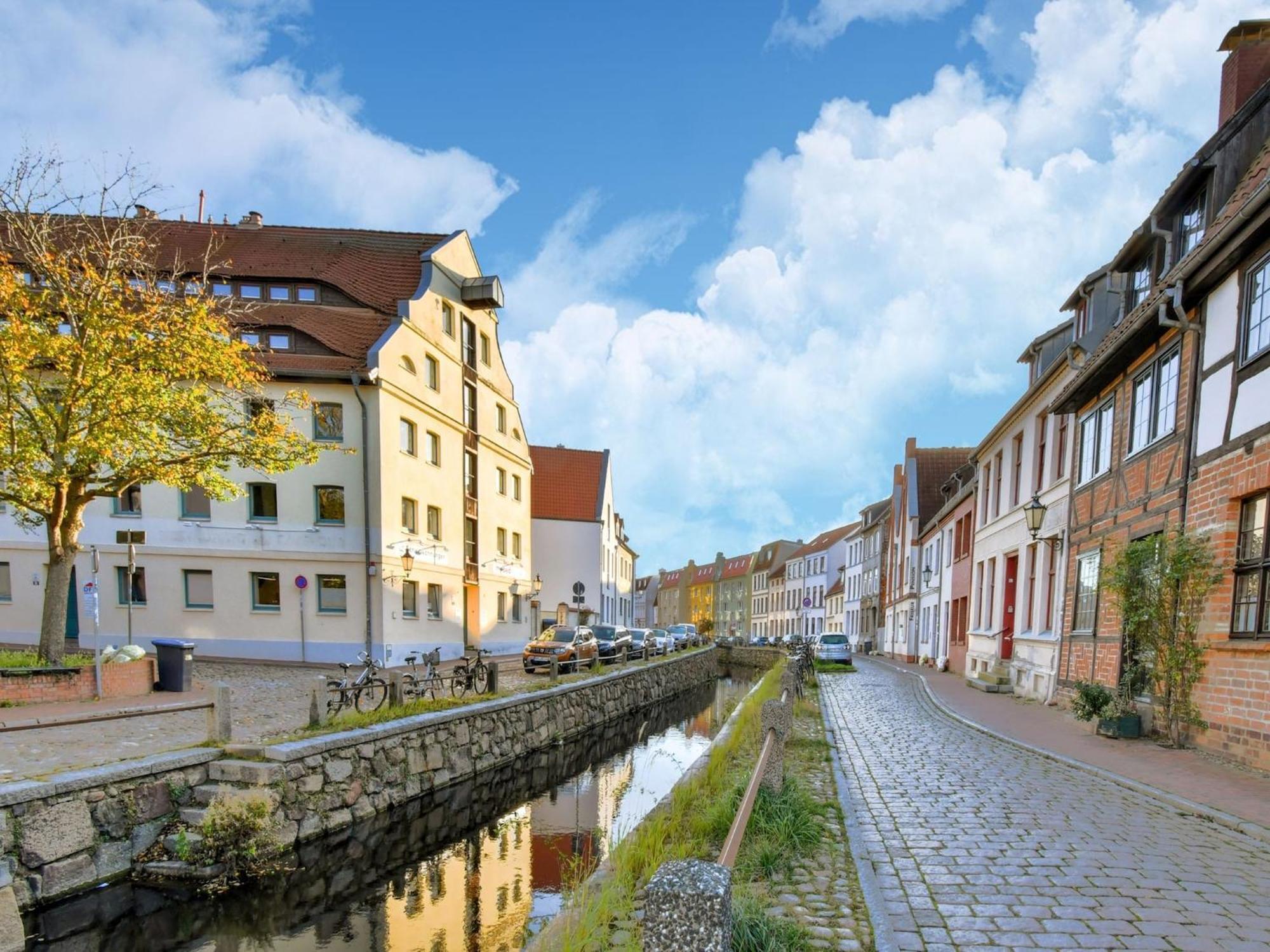 Modern Apartment In Wismar With Private Terrace Extérieur photo